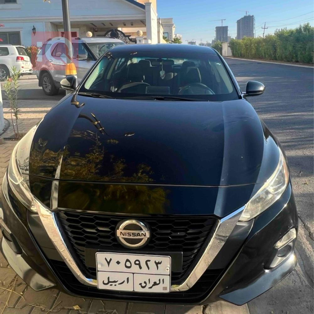 نیسان ئەلتیما